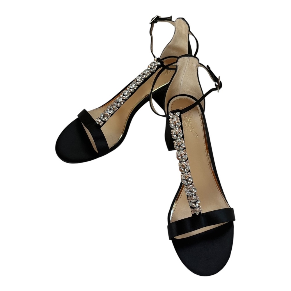 Jewel by Badgley Mischka Women's Lindsey Black Sandal, Size 9